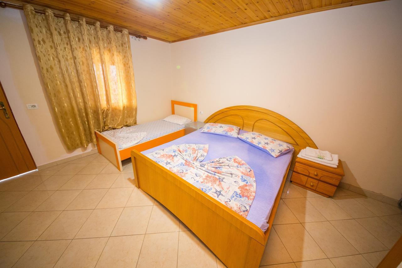 Isi Rooms Vlore Bilik gambar
